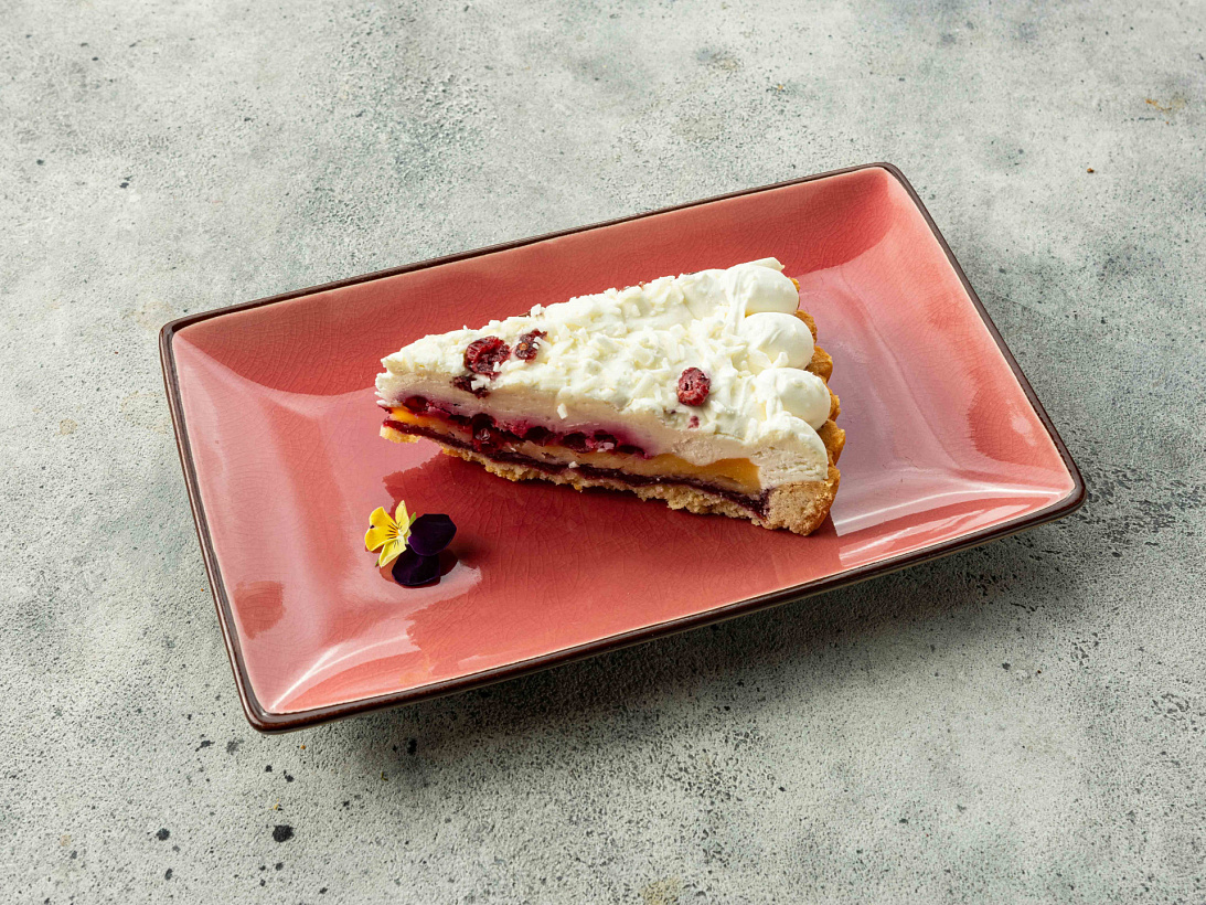 Брусничный пирог