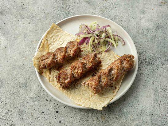 Люля-кебаб из свинины и говядины