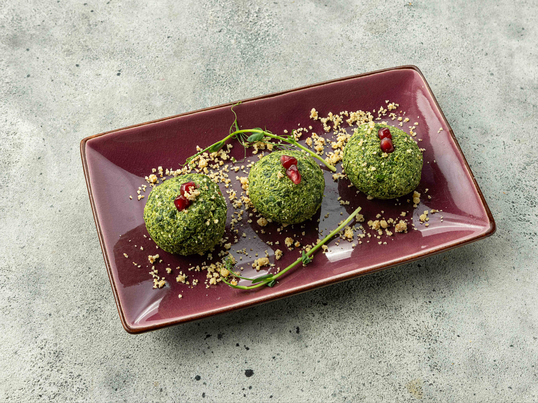 Пхали из шпината с орехами